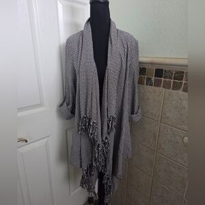 POL Black and White Houndstooth Fringe Cardigan Contemporary Size Small